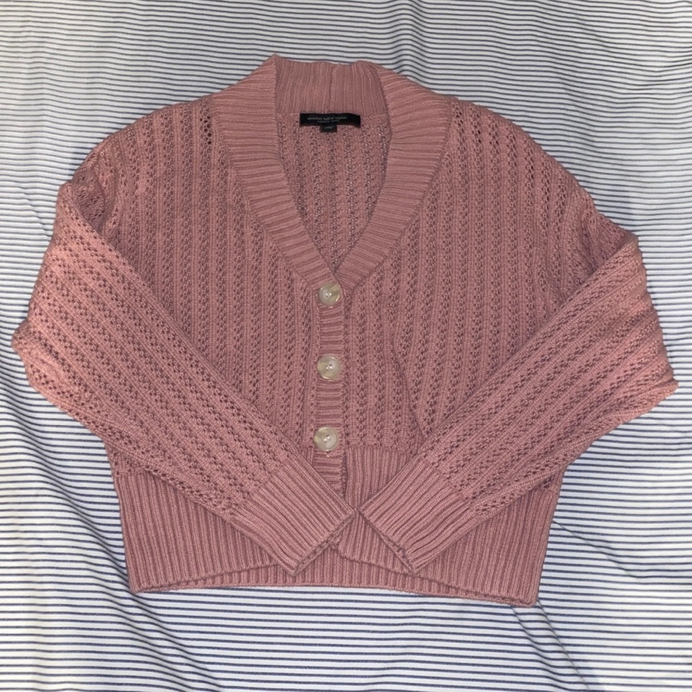 Hello I am selling a mar New York sweater/ blazer size M color pink